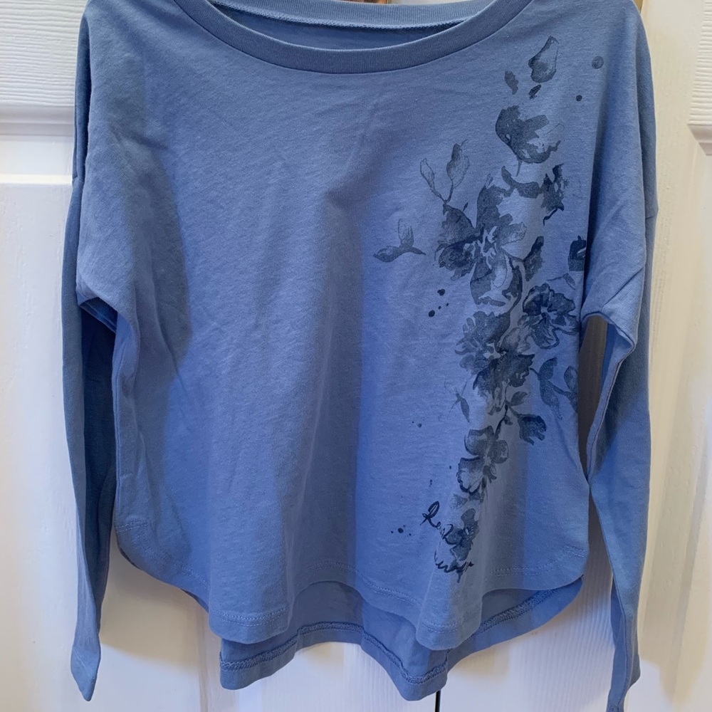 Polo Ralph Lauren blue floral top. Size 5T. Never been work.